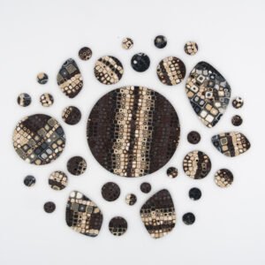 Round Buttons - Swiss Chocolate, 11