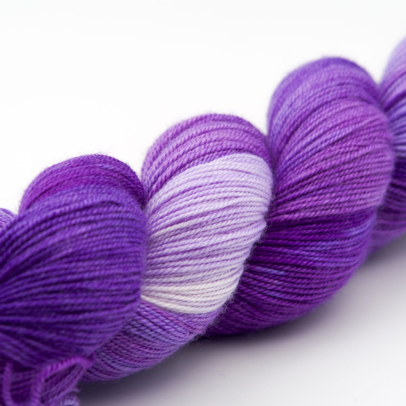 Blue Agapanthus Yarn - Image 4