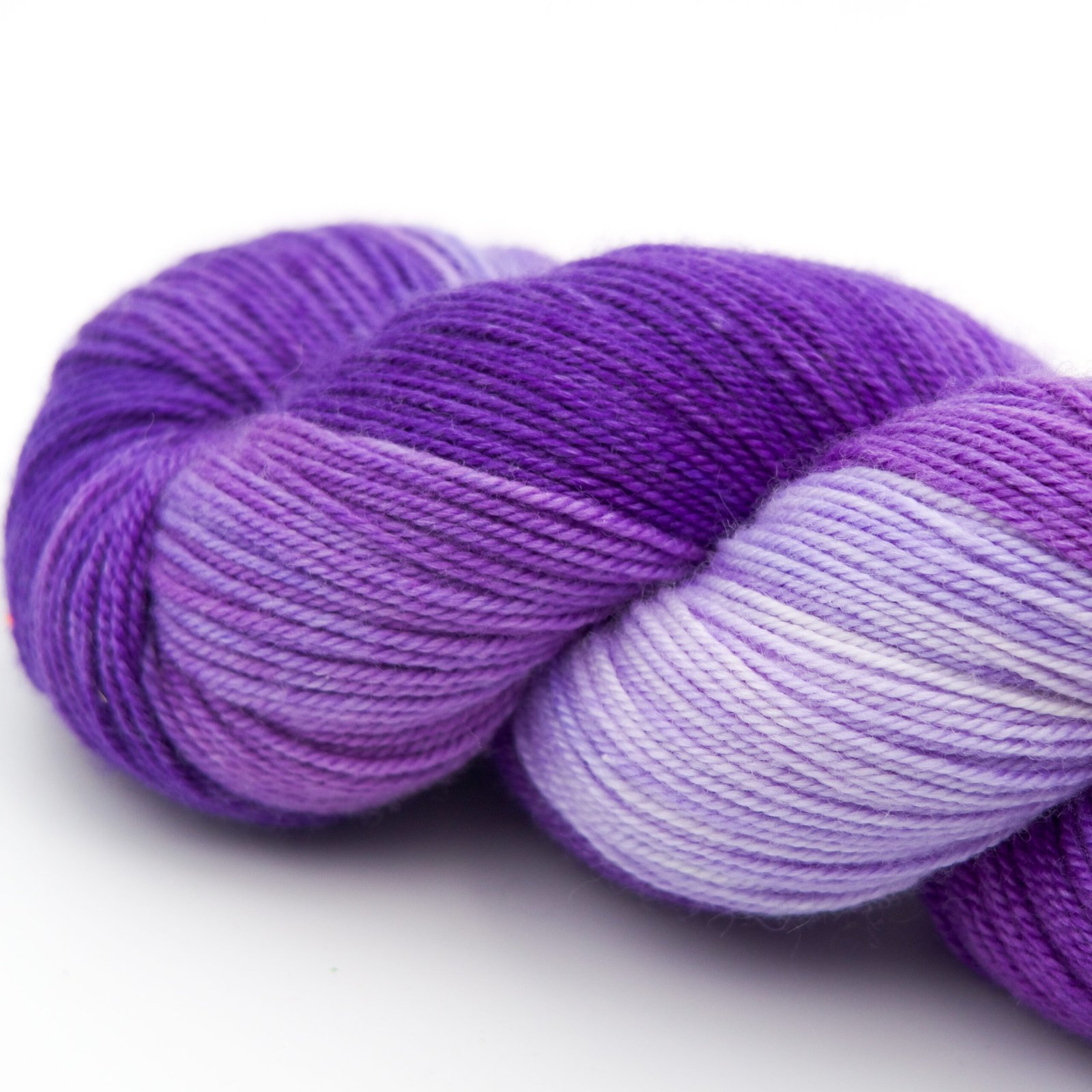 Blue Agapanthus Yarn - Image 2